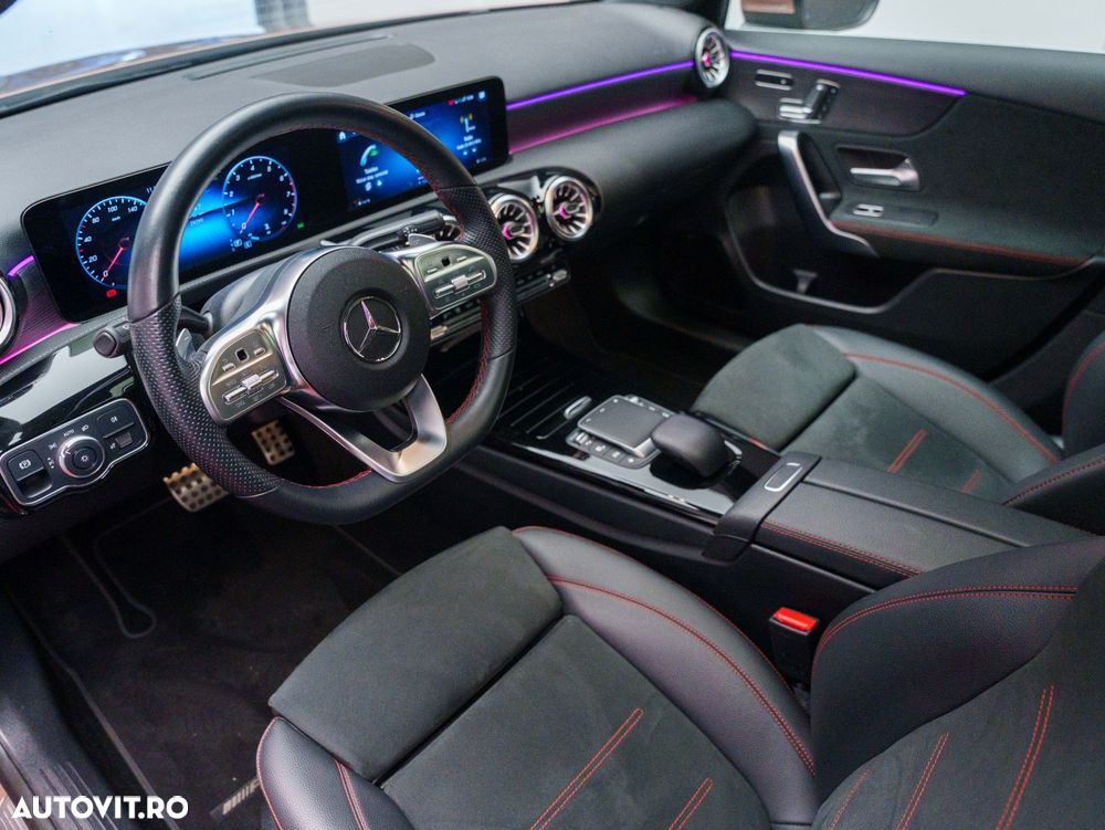 Mercedes-Benz A 250 4Matic 7G-DCT AMG Line - 13