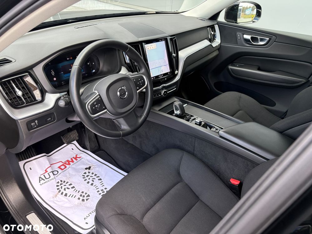Volvo XC 60 B4 D AWD Geartronic Momentum Pro - 20