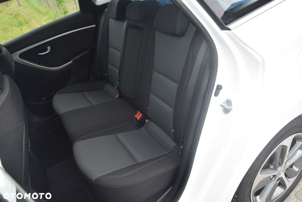 Hyundai i30 - 26