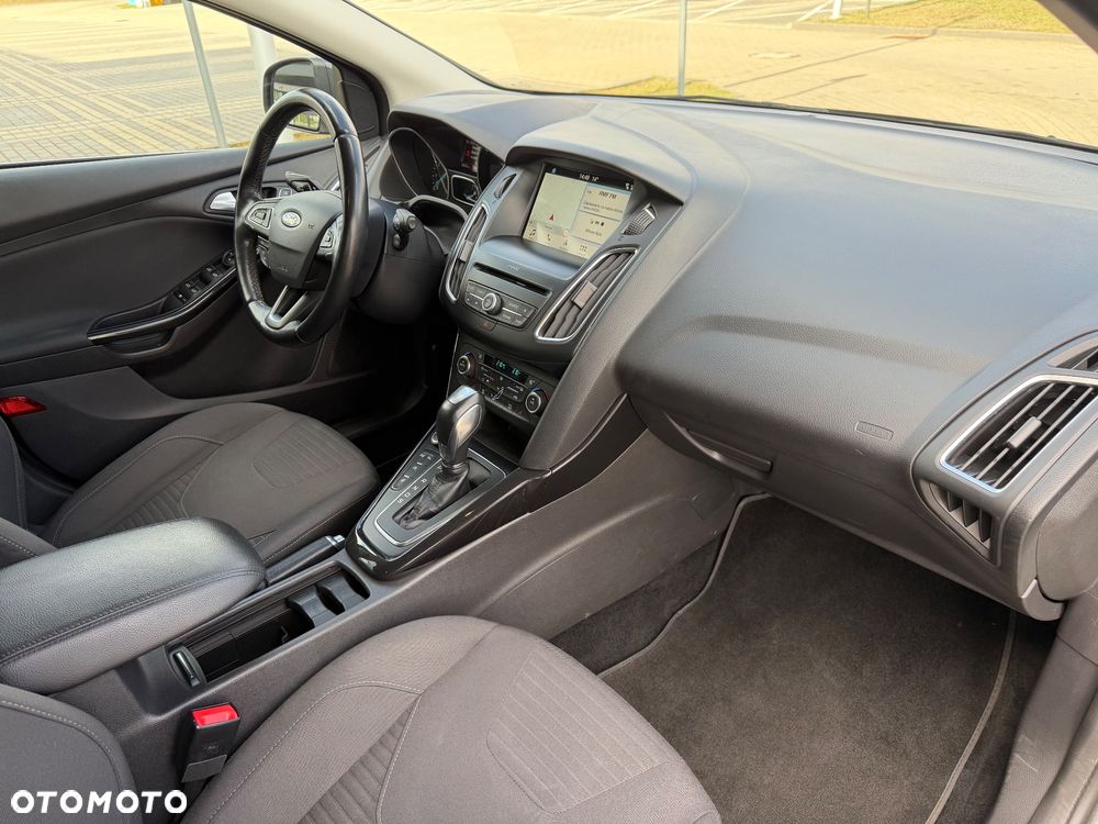 Ford Focus 1.0 EcoBoost Titanium - 8