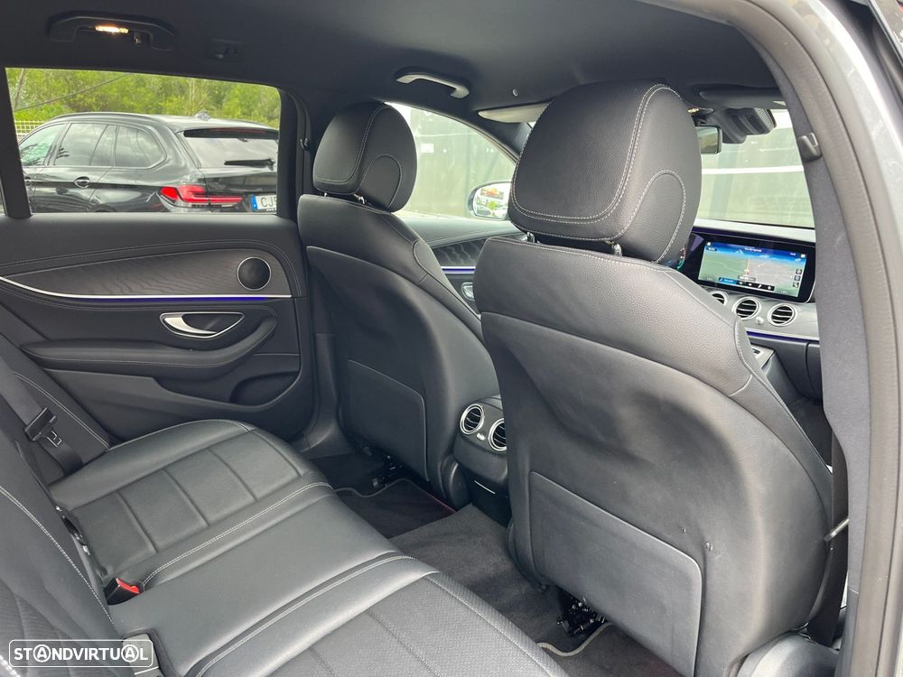 Mercedes-Benz E 300 de 9G-TRONIC AMG Line - 51