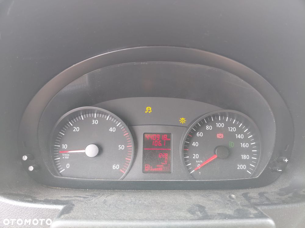 Volkswagen CRAFTER - 14