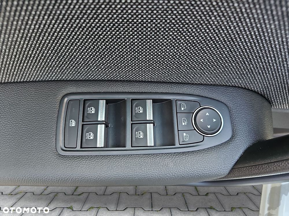 Renault Captur - 9
