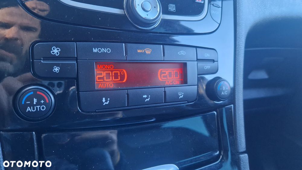 Ford S-Max 2.0 TDCi DPF Titanium X - 12