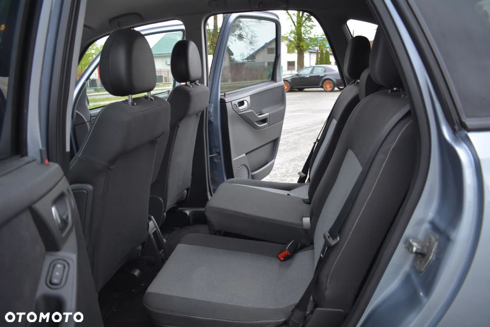 Opel Meriva - 23