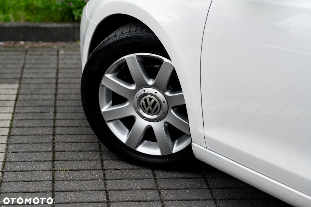 Volkswagen Golf 1.6 United - 14