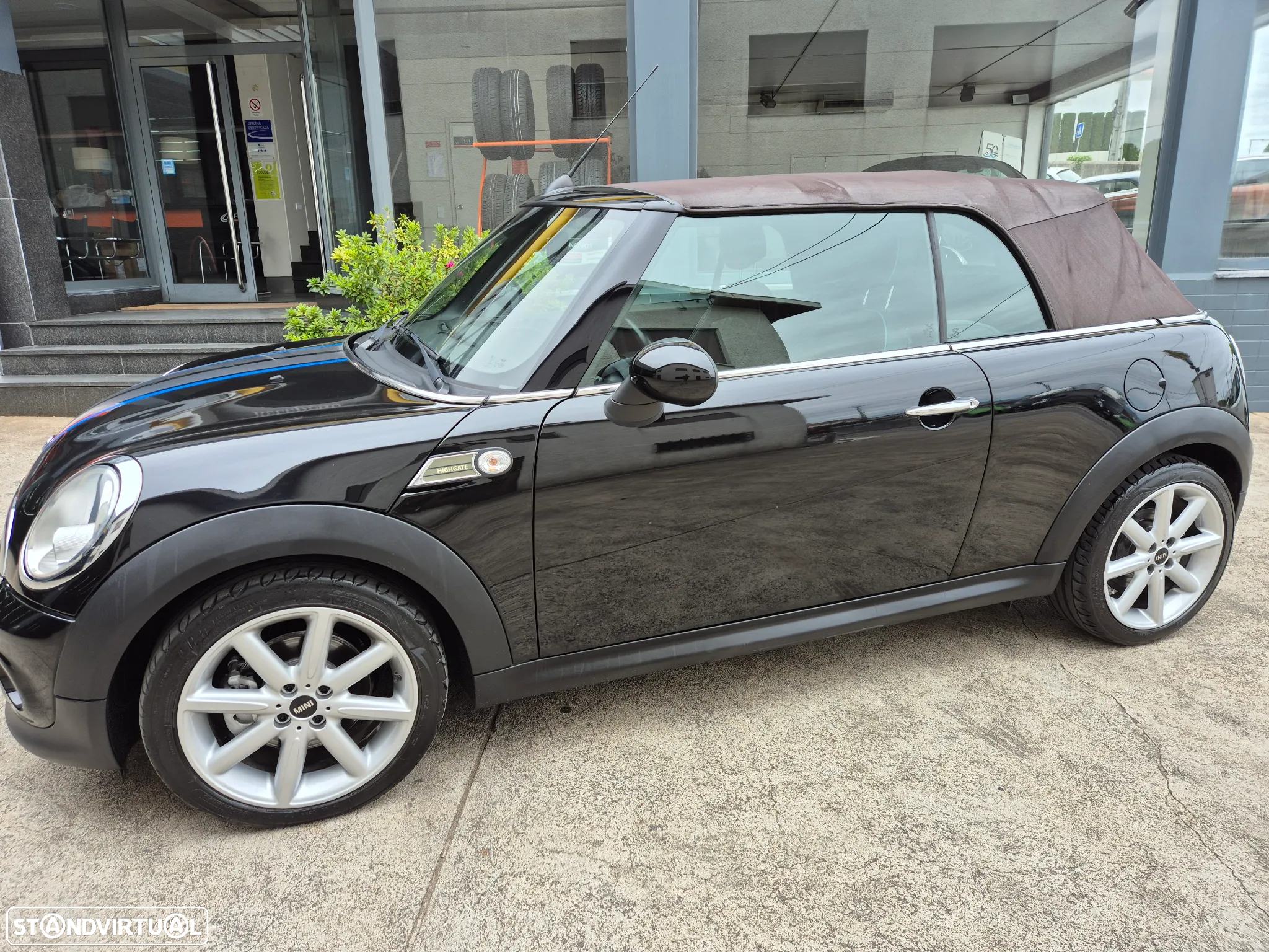 MINI Cabrio Cooper - 44