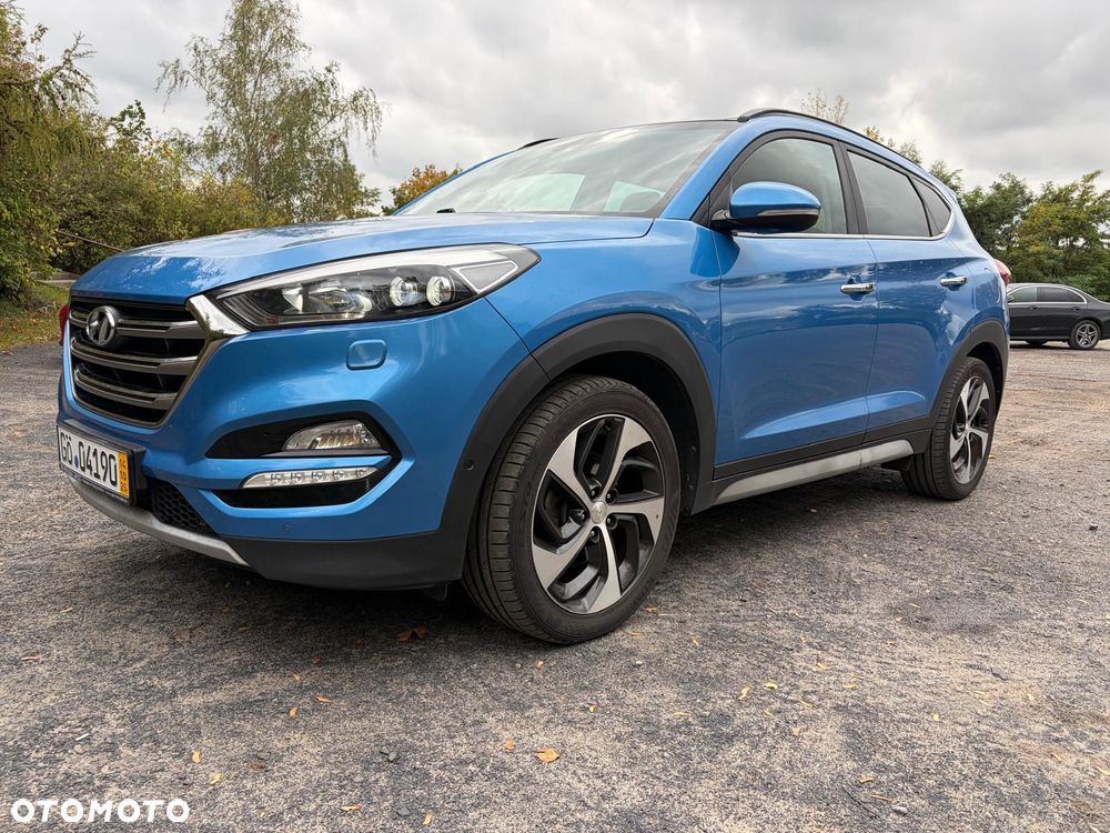 Hyundai Tucson 2.0 CRDI 4WD Automatik Premium - 24