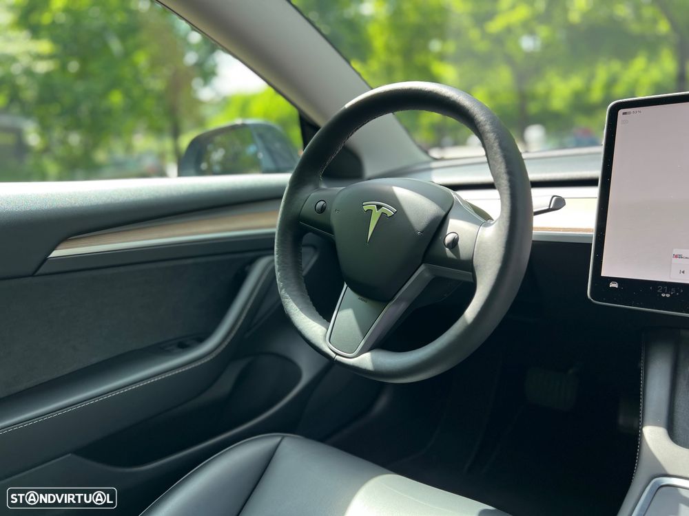 Tesla Model 3 Standard Range Plus RWD - 11