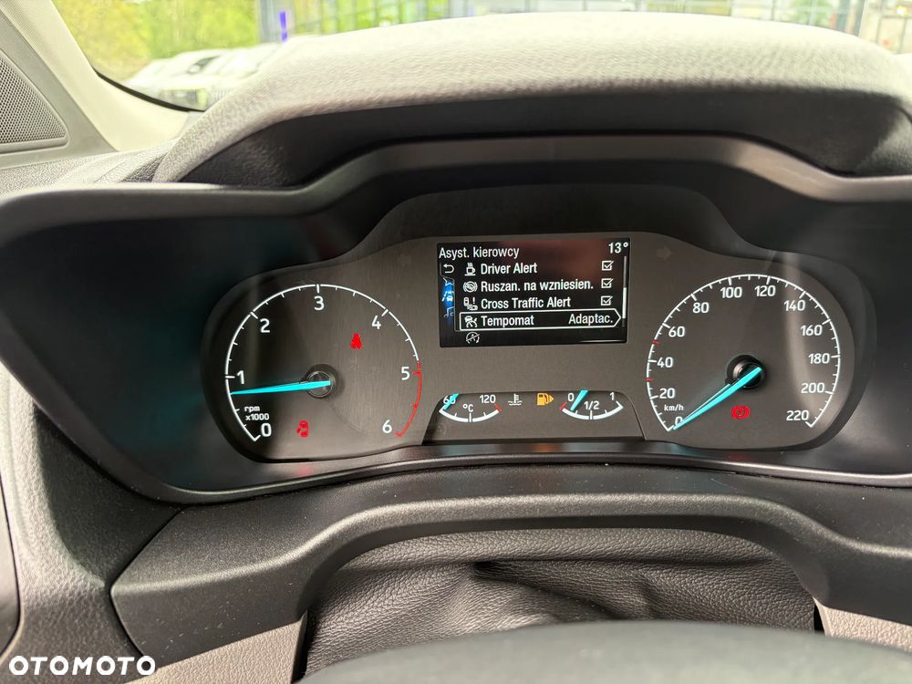 Ford Transit Connect - 16