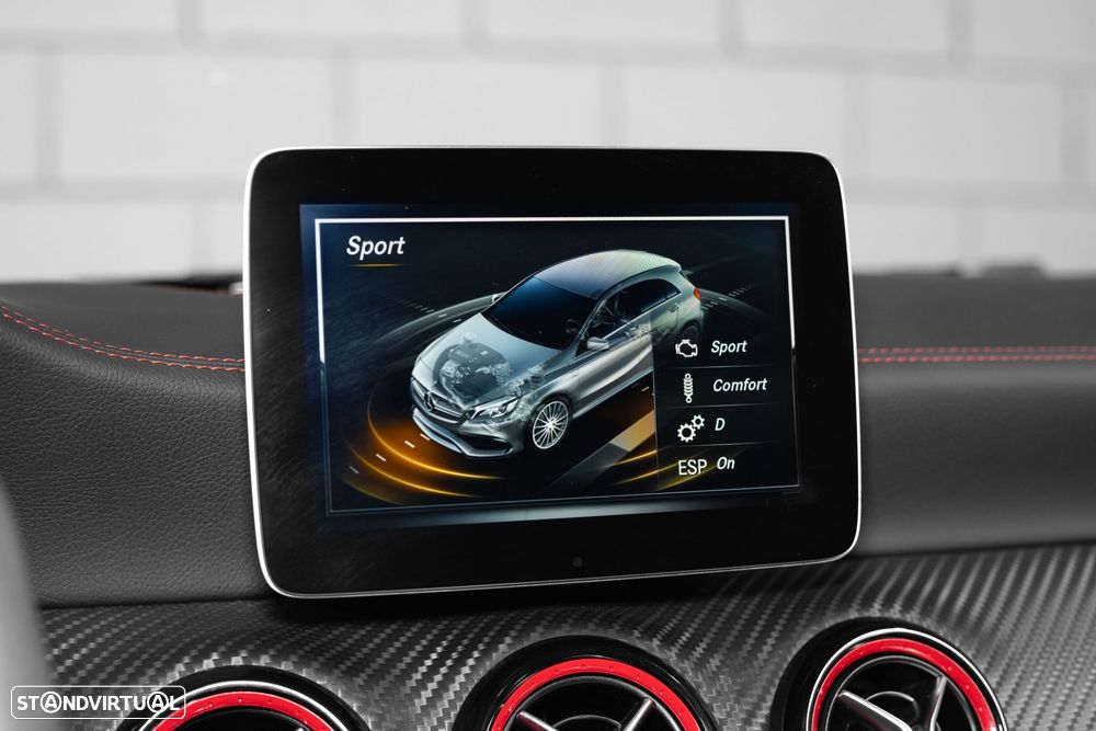 Mercedes-Benz A 45 AMG 4Matic Speedshift 7G-DCT - 16