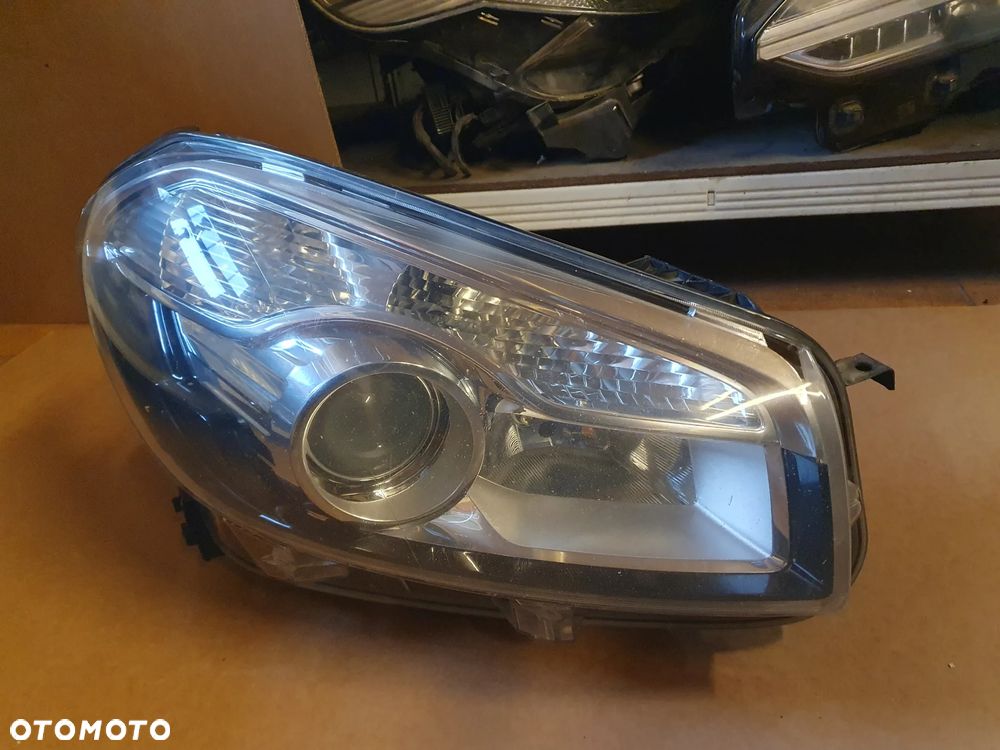 REFLEKTORPRAWY NISSAN QASHQAJ J10 LIFT XENON