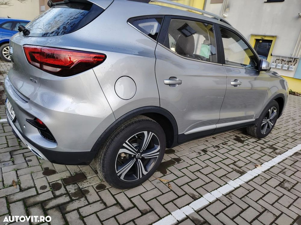 MG ZS 1.5 GSL 5MT Excite - 2