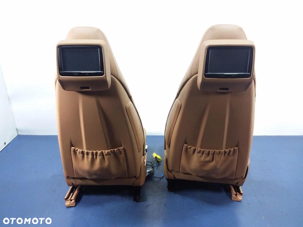 PORSCHE PANAMERA I 970 FOTELE KANAPA BOCZKI SKÓRA COGNAC KPL - 9