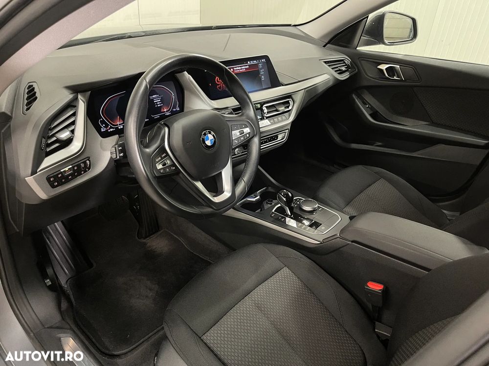 BMW Seria 2 218d AT - 6