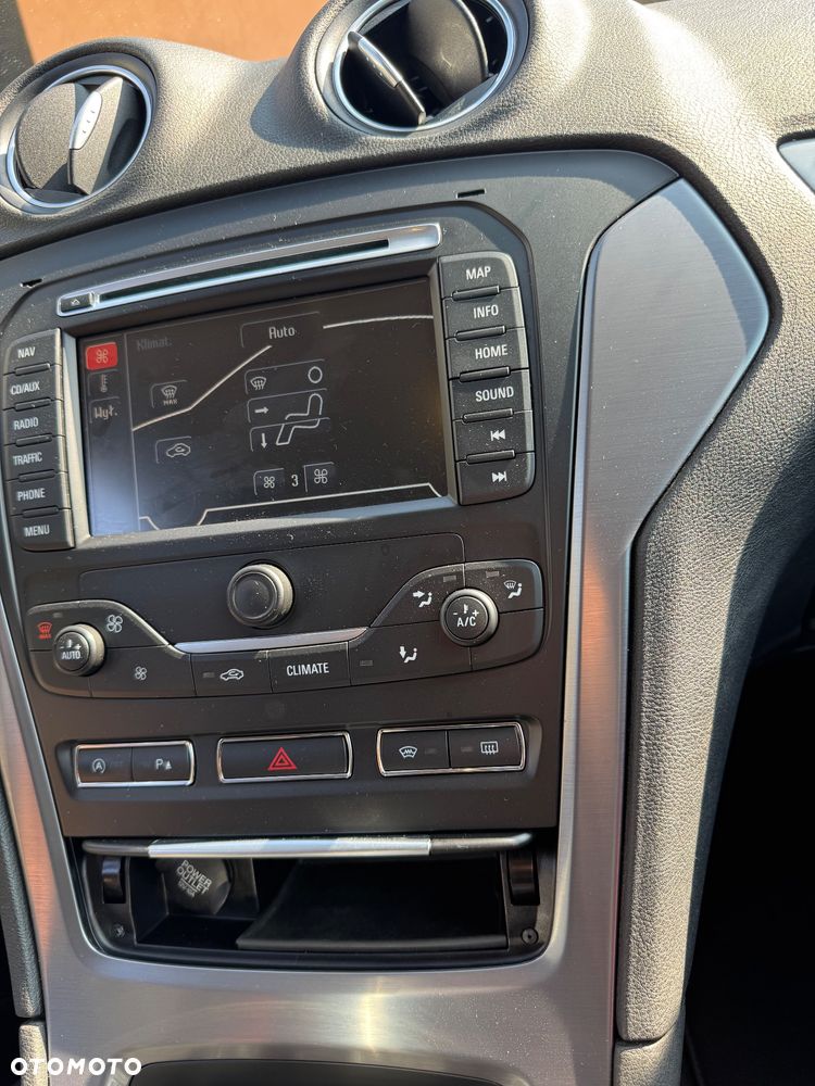 Ford Mondeo 1.6 Eco Boost Start-Stopp Titanium - 25