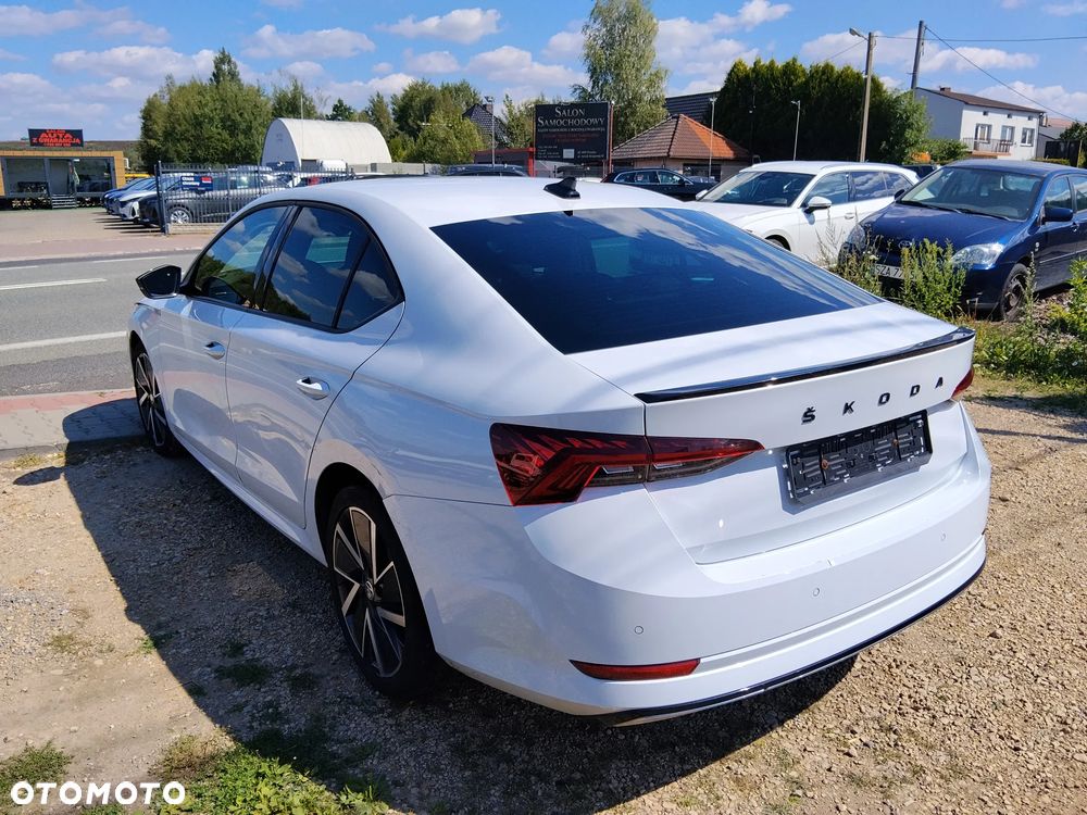 Skoda Octavia 2.0 TDI Sportline DSG - 3