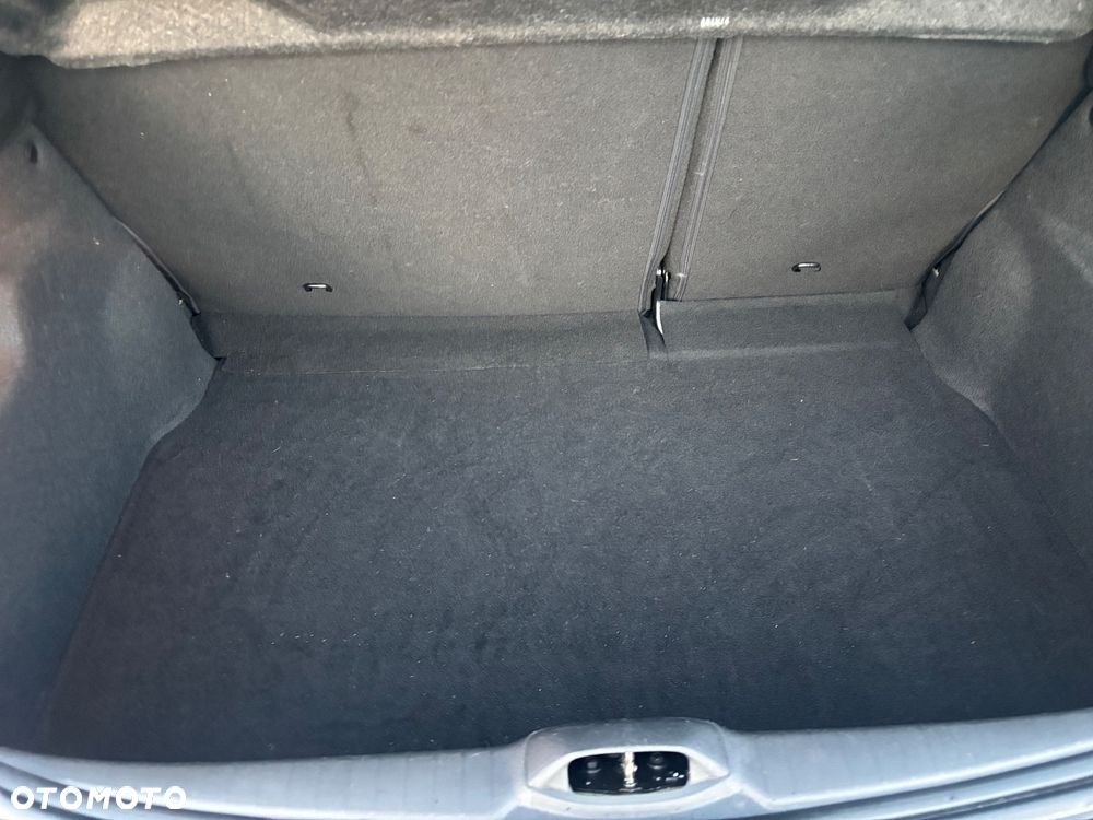Peugeot 208 PureTech 82 Style - 29