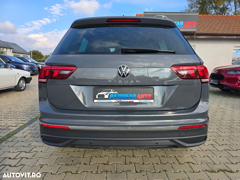 Volkswagen Tiguan - 5