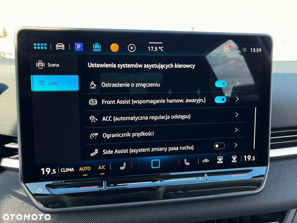 Volkswagen T-Roc 1.5 eTSI Life DSG - 15
