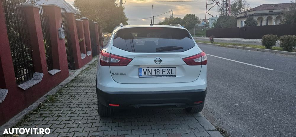 Nissan Qashqai 1.6L dCi Start/Stop 4X4-i Tekna - 4