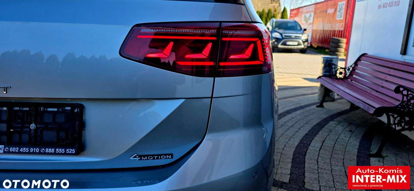 Volkswagen Passat - 11
