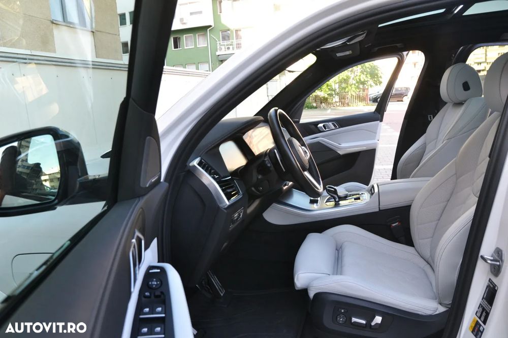 BMW X5 xDrive45e - 18