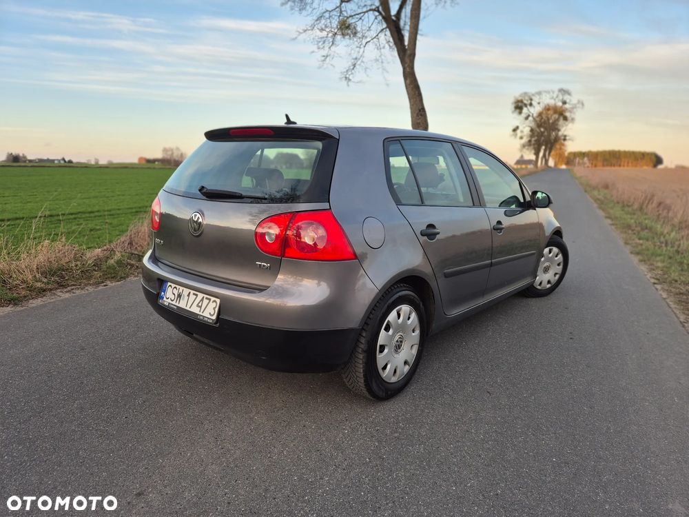 Volkswagen Golf - 30