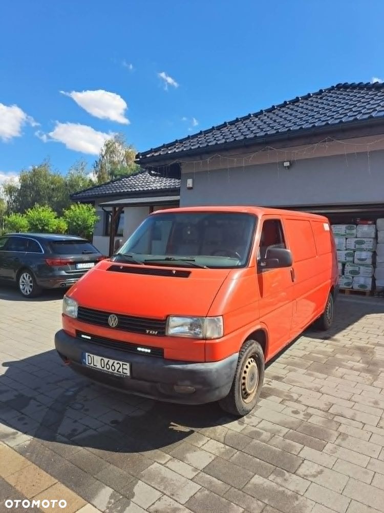 Volkswagen Transporter L - 4