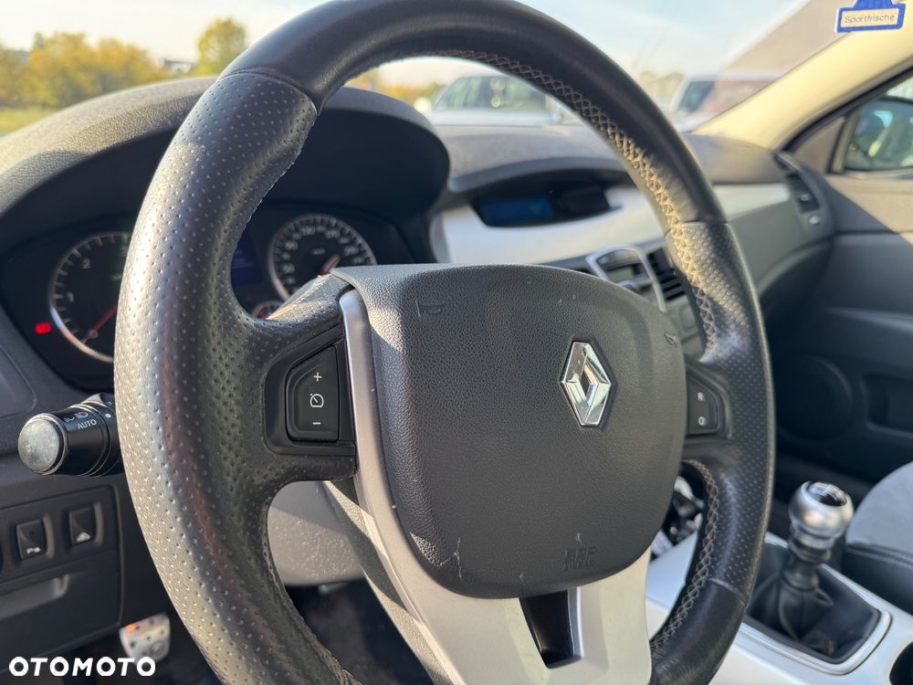 Renault Laguna 2.0 dCi GT - 25