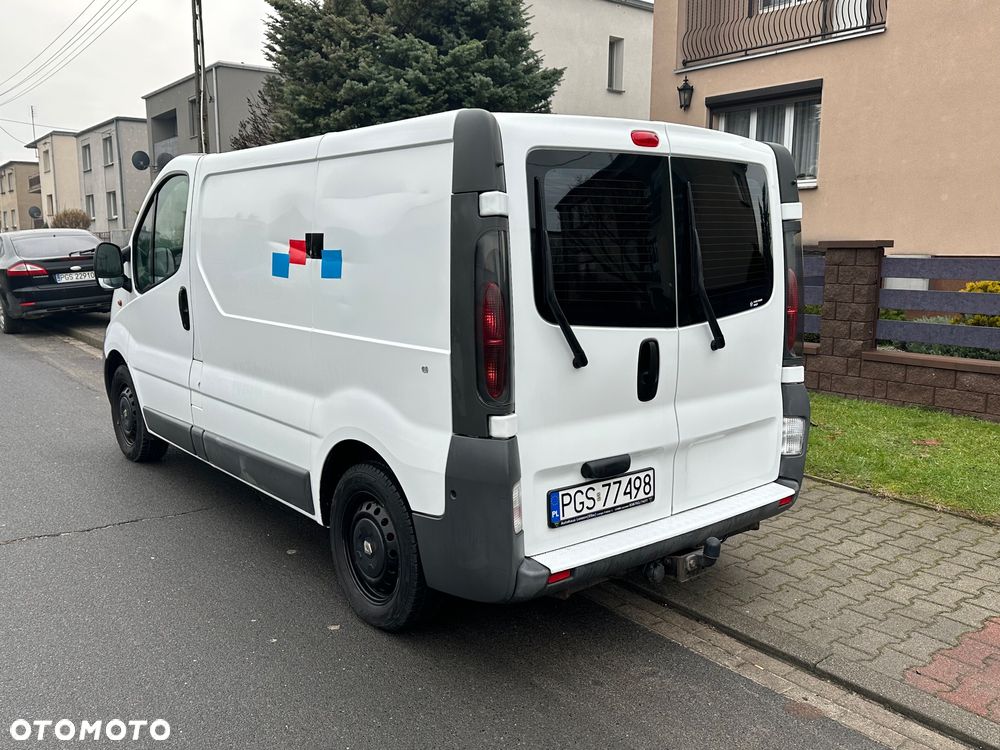 Renault Trafic - 22
