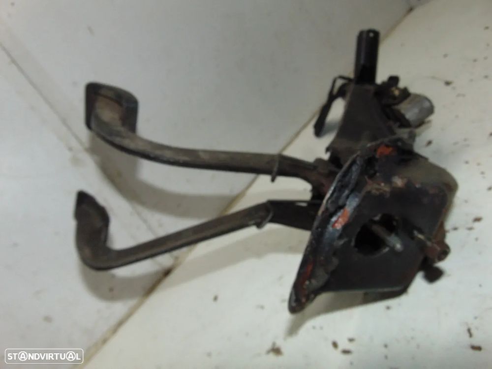 Renault 4F/4L coluna direção/Pedaleira - 3