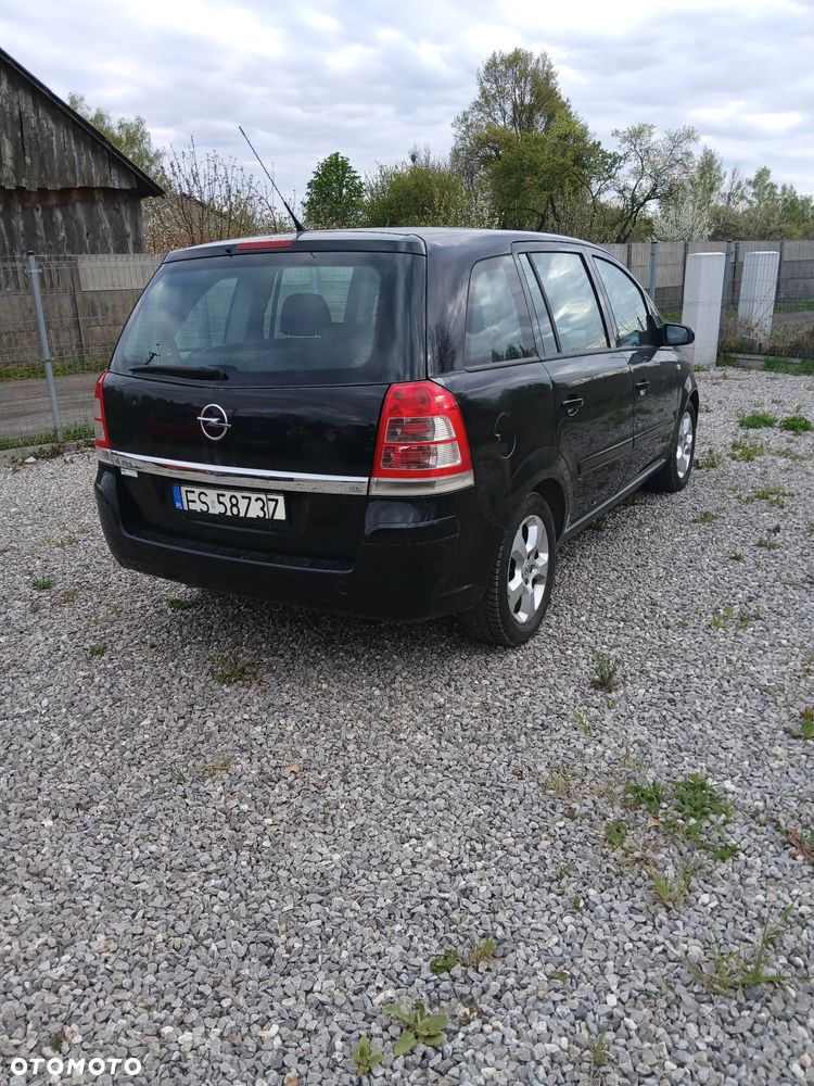 Opel Zafira 1.8 - 8