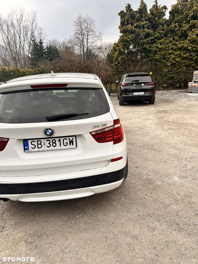 BMW X3 28i xDrive - 4