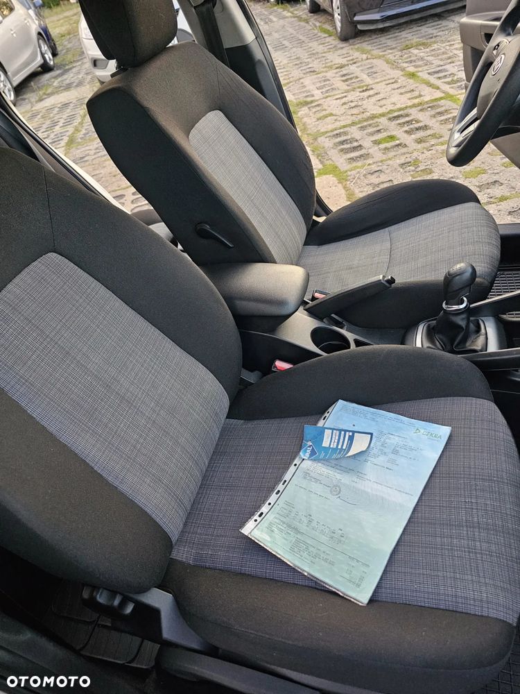 Kia Ceed - 19
