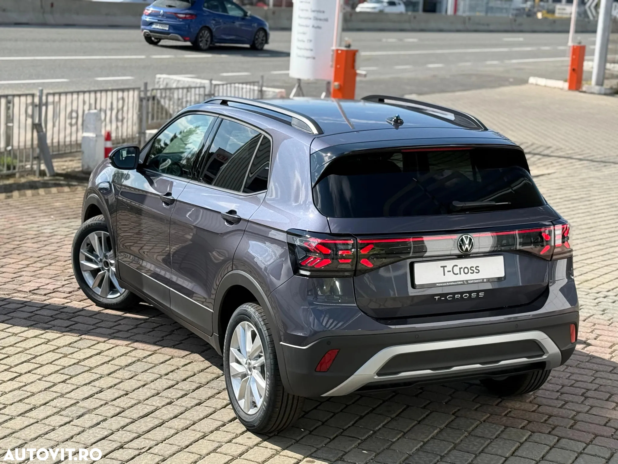 Volkswagen T-Cross 1.5 TSI DSG Life - 17