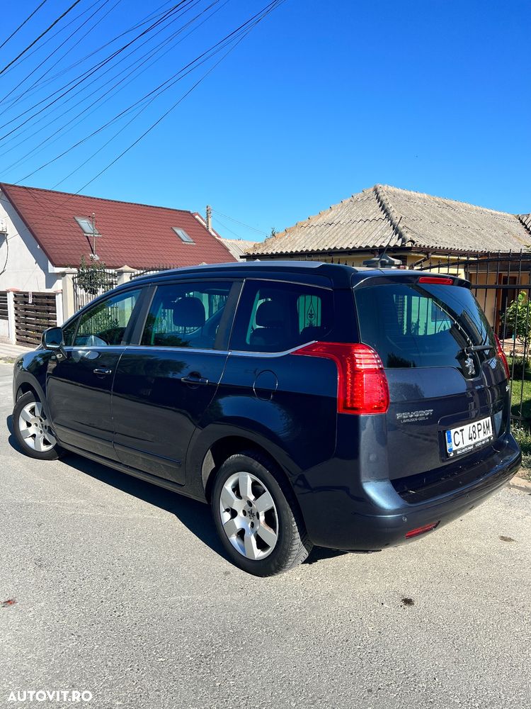 Peugeot 5008 1.6 HDI Access - 4