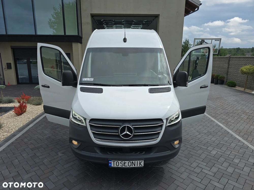 Mercedes-Benz SPRINTER 319 3.0 V6 190KM 60 Tyś km LONG 4,80cm Długi BOGATA OPCJA WYPOSAŻENIA KAMERA FUL LED HIGH PERFORMANCE MBOX 7 cala SEDZENIE KIEROWCY KOMFORTOWE TEMPOMAT AKTYWNY SALON PL STAN NOWY NOWY NOWY SERWIS ASO DO OSTATNIEGO Km - 25