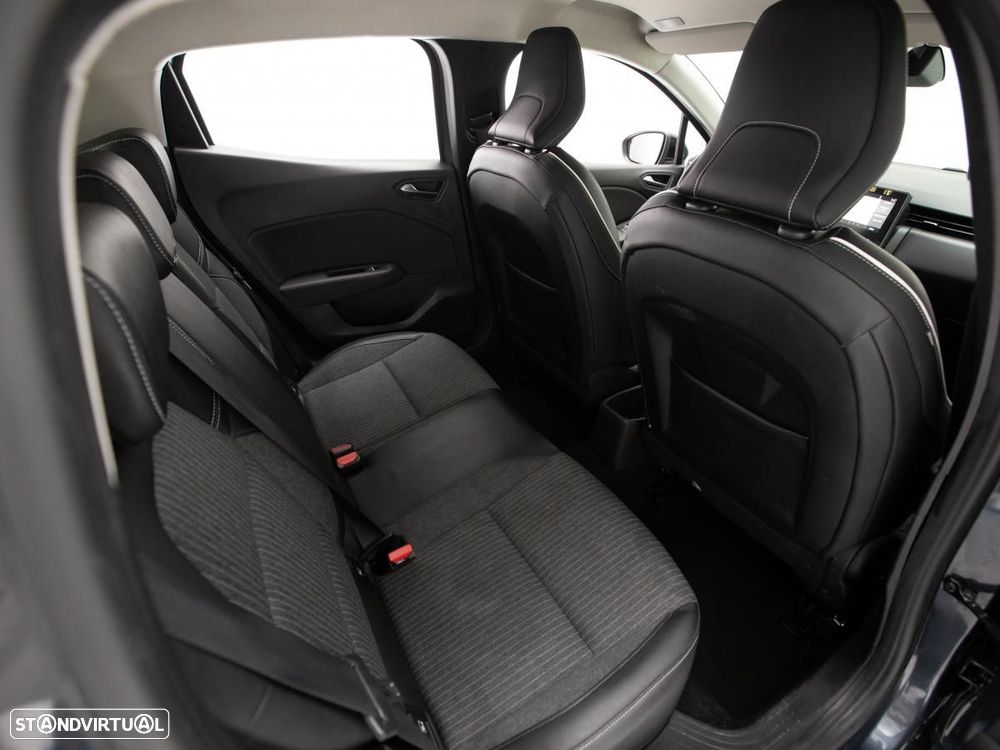 Renault Clio TCe 100 INTENS - 11