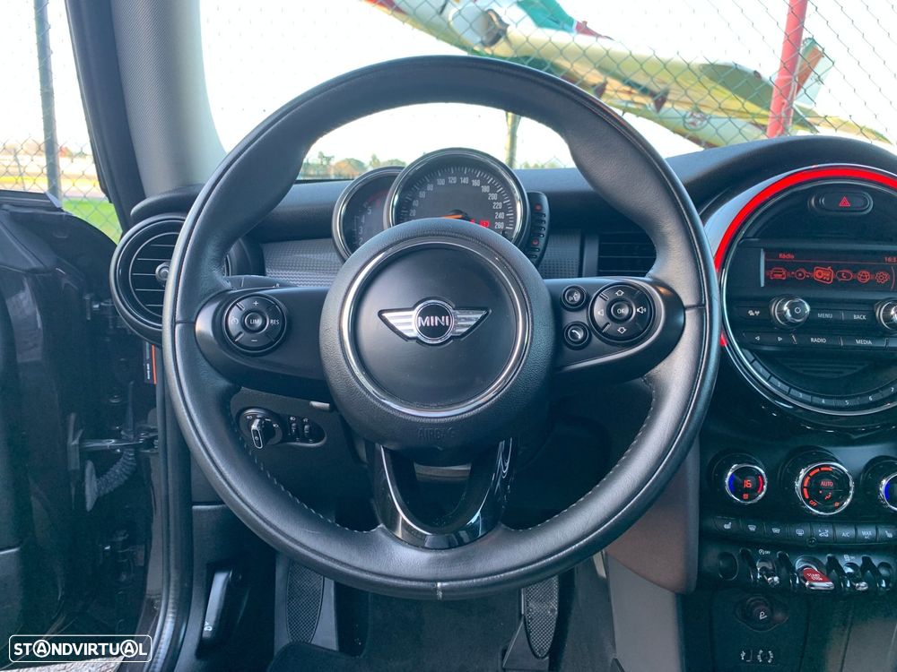 MINI 3 Portas One D - 26