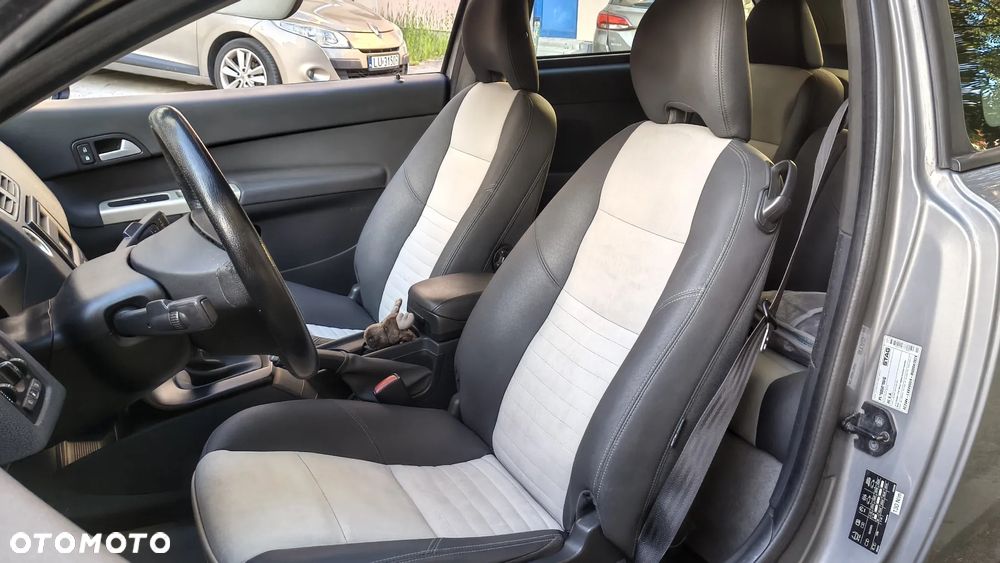 Volvo C30 2.0 Momentum - 14