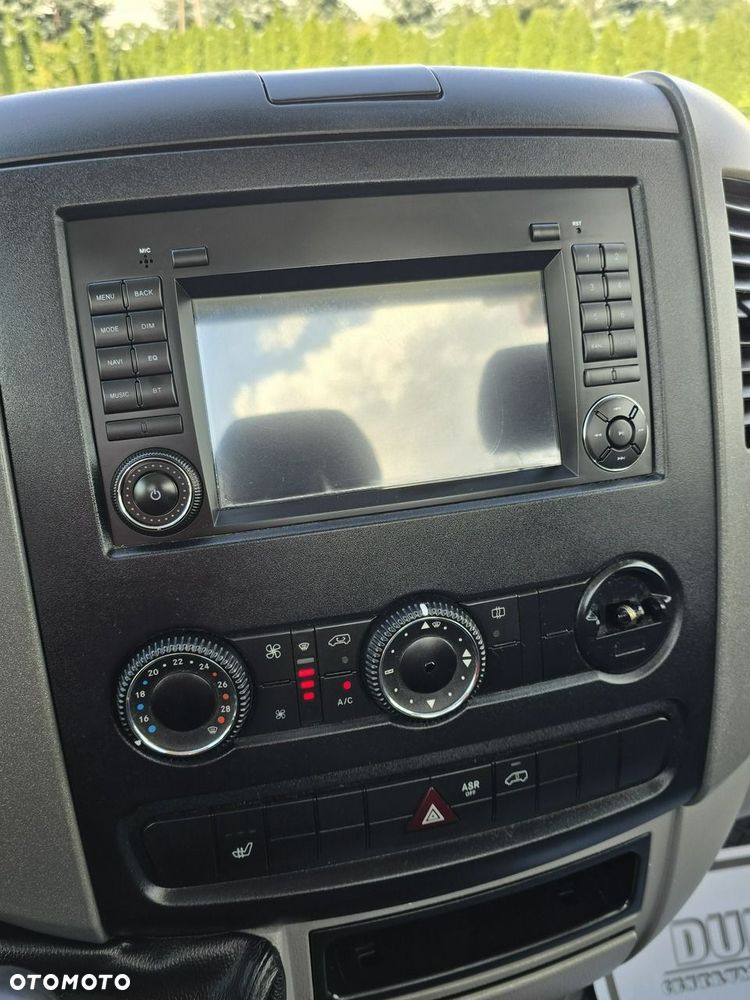 Mercedes-Benz Sprinter - 29