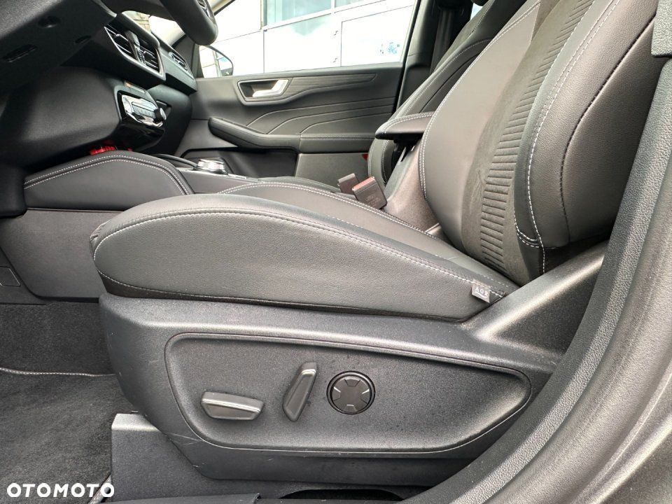 Ford Kuga - 15