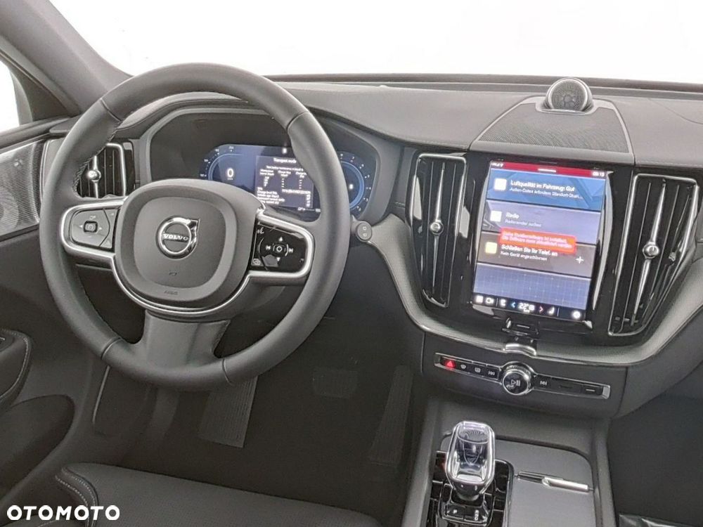 Volvo XC 60 B5 B AWD Ultra Black Edition - 8