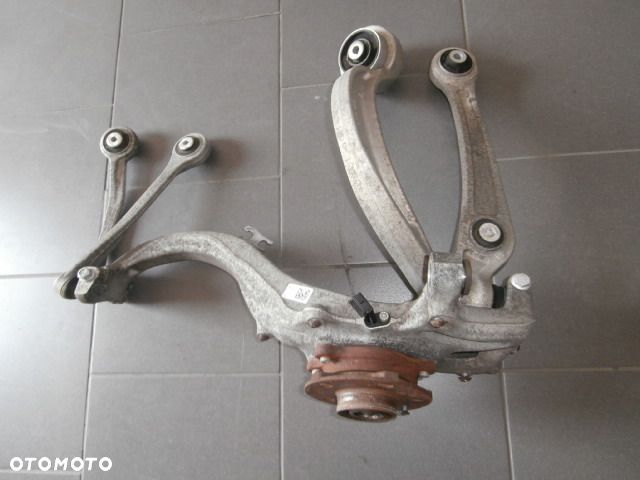 ZWROTNICA PIASTA WAHACZE 4G0407242C 4G0407241C PRAWA LEWA AUDI A6 C7 A7 A4 B8 LIFTQ5 - 2