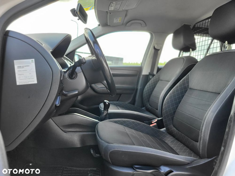 Skoda Fabia 1.0 Ambition - 10