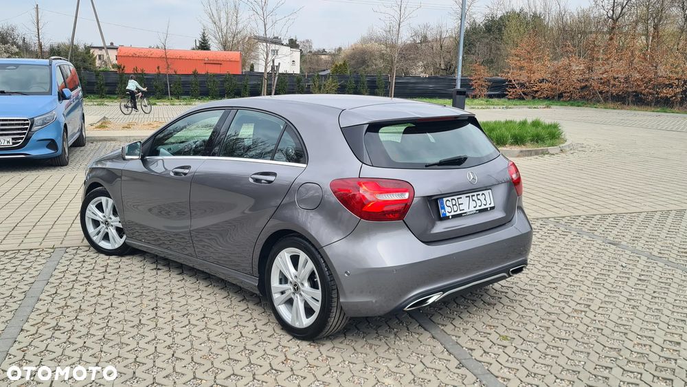 Mercedes-Benz Klasa A 200 (BlueEFFICIENCY) Urban - 4
