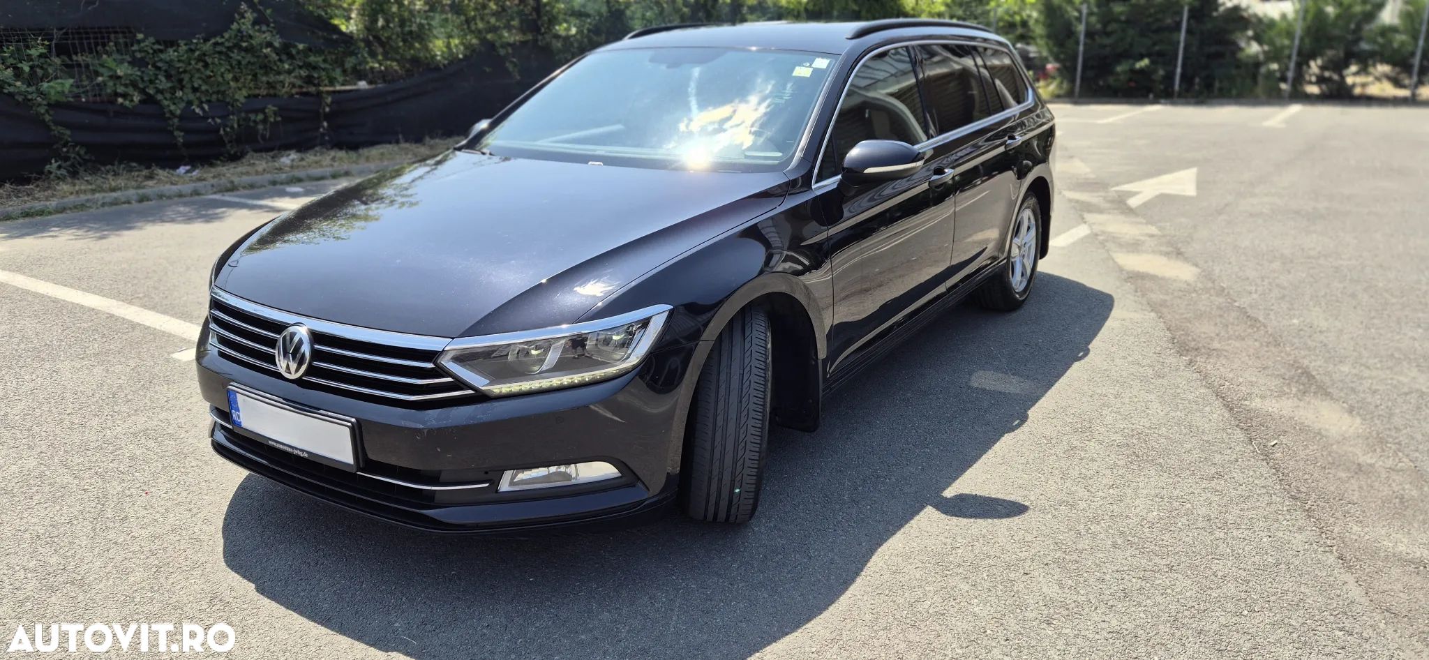 Volkswagen Passat 2.0 TDI DSG Comfortline - 1