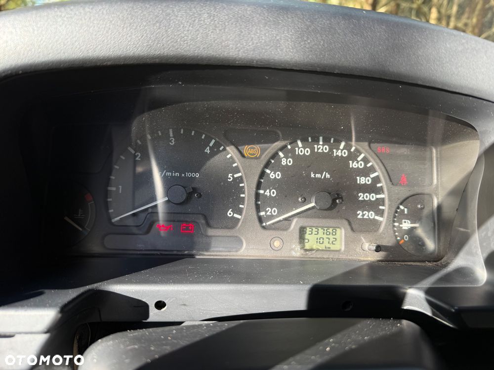 Land Rover Discovery - 15