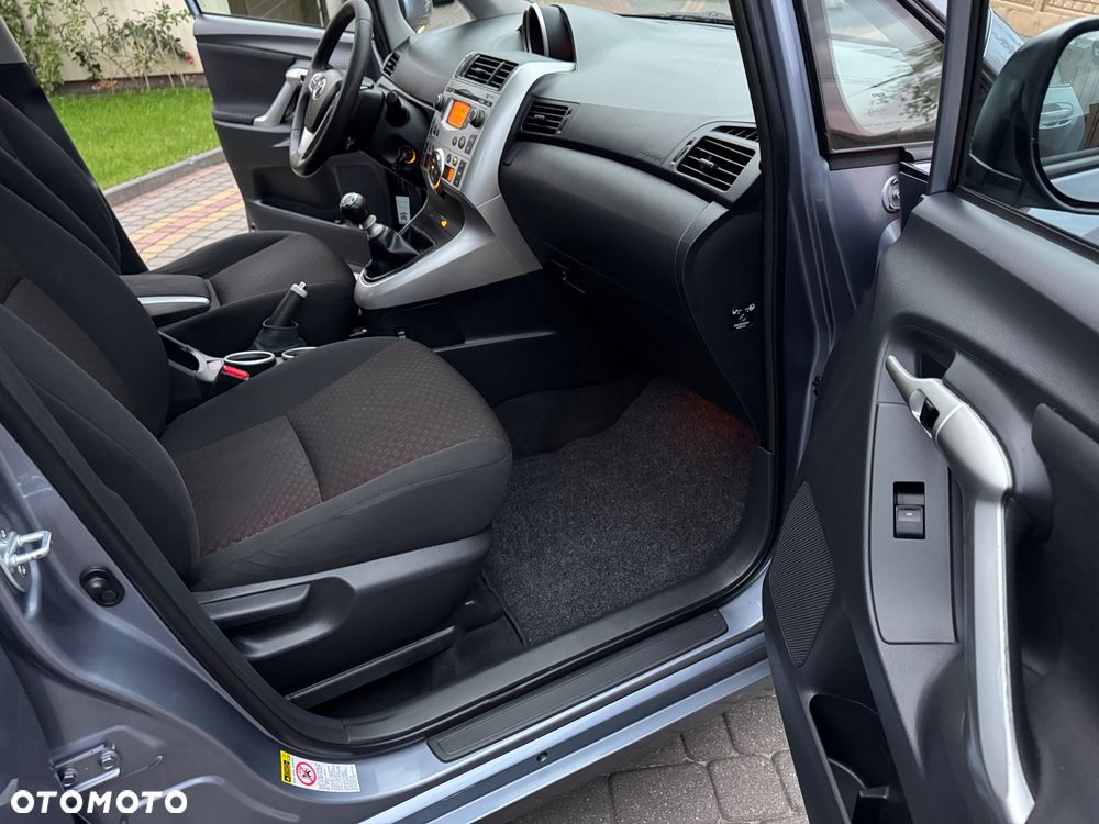 Toyota Verso 1.8 Travel - 15
